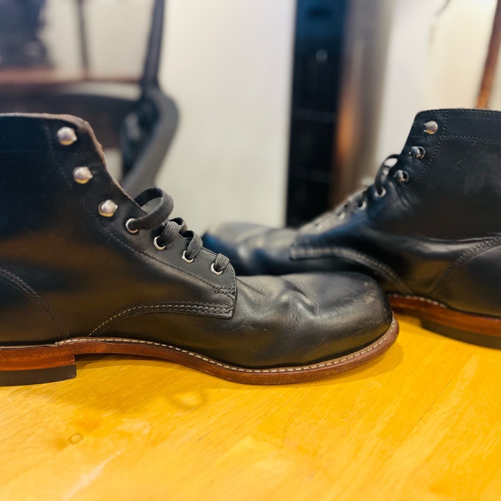 MEN'S WOLVERINE 1000 MILE PLAIN-TOE CLASSIC BOOT SIZE 12-D.